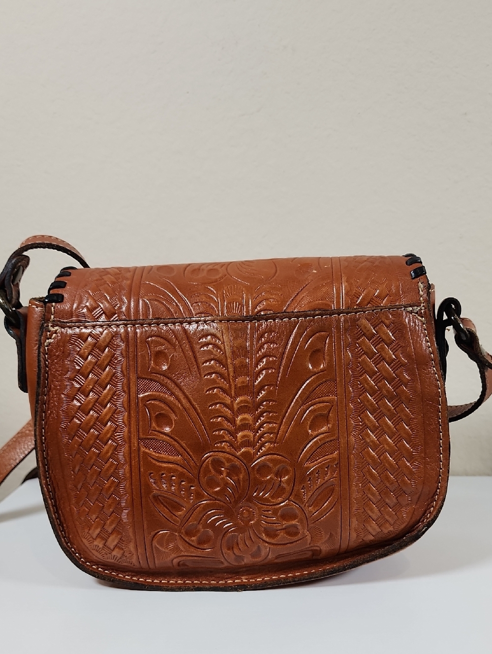Patricia Nash Tooled Leather Saddle Bag With Whipstitch - Picture 12 of 14
